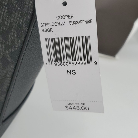 🆕️ Michael Kors Cooper Messenger Laptop Crossover - Picture 3 of 6